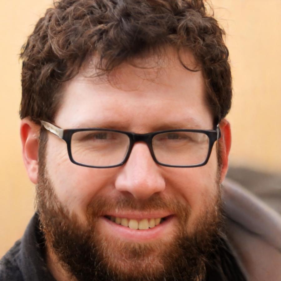 Retrato profesional de Aurelio Beltrán, consultor en finanzas corporativas